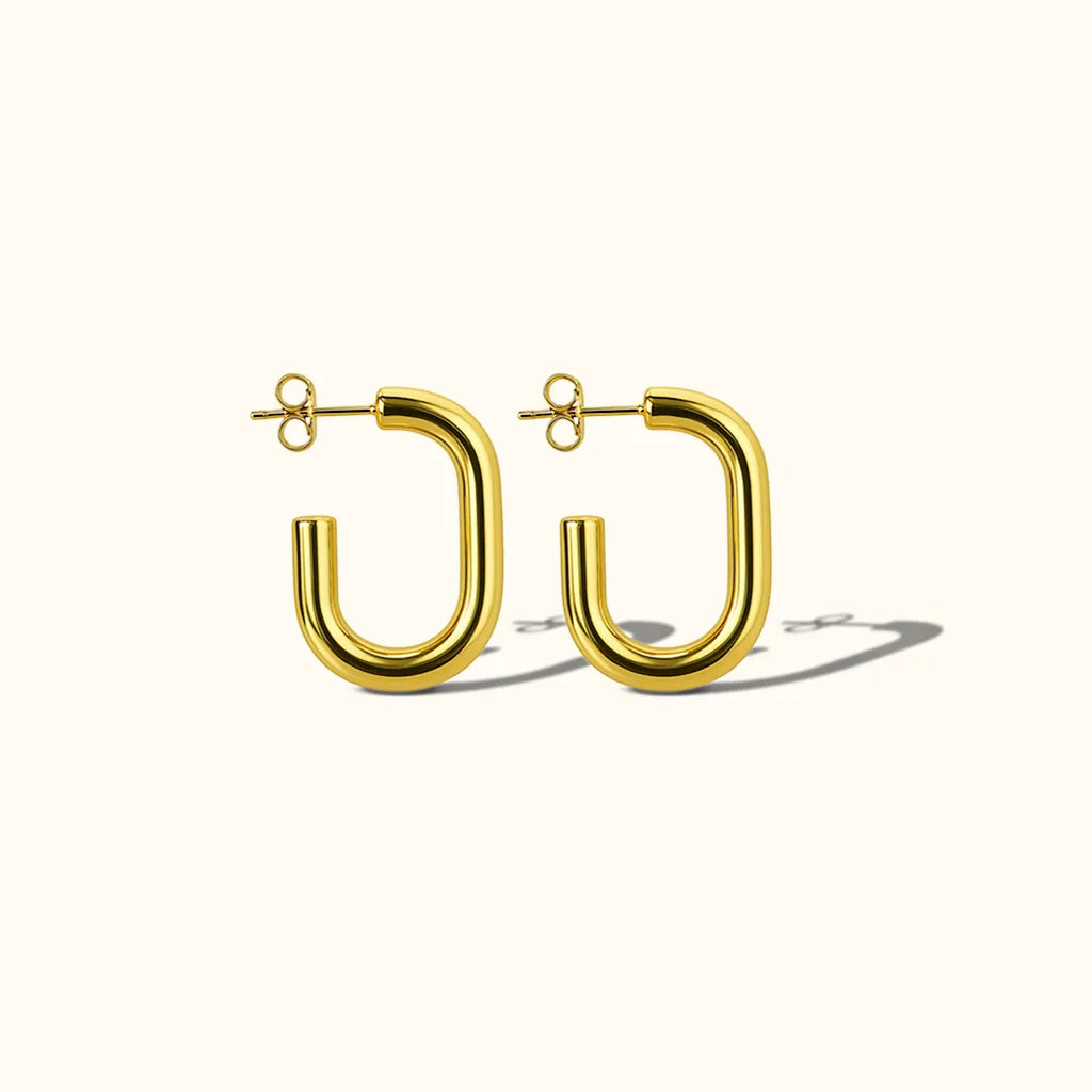 Curve stud earrings