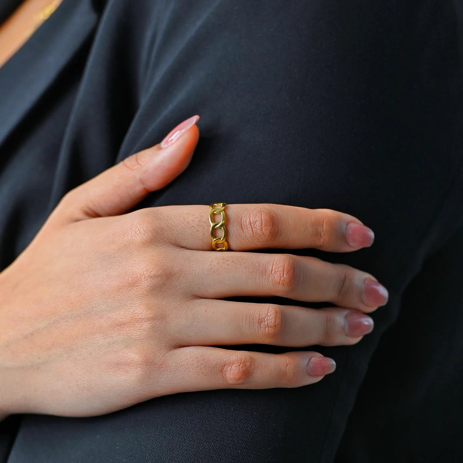 Lia Ring