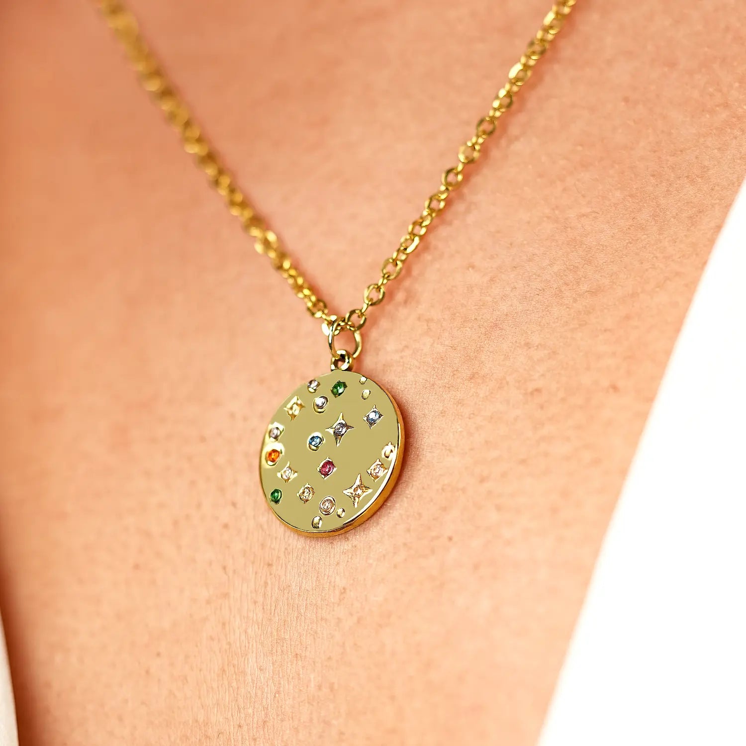 Nova Pendant Necklace