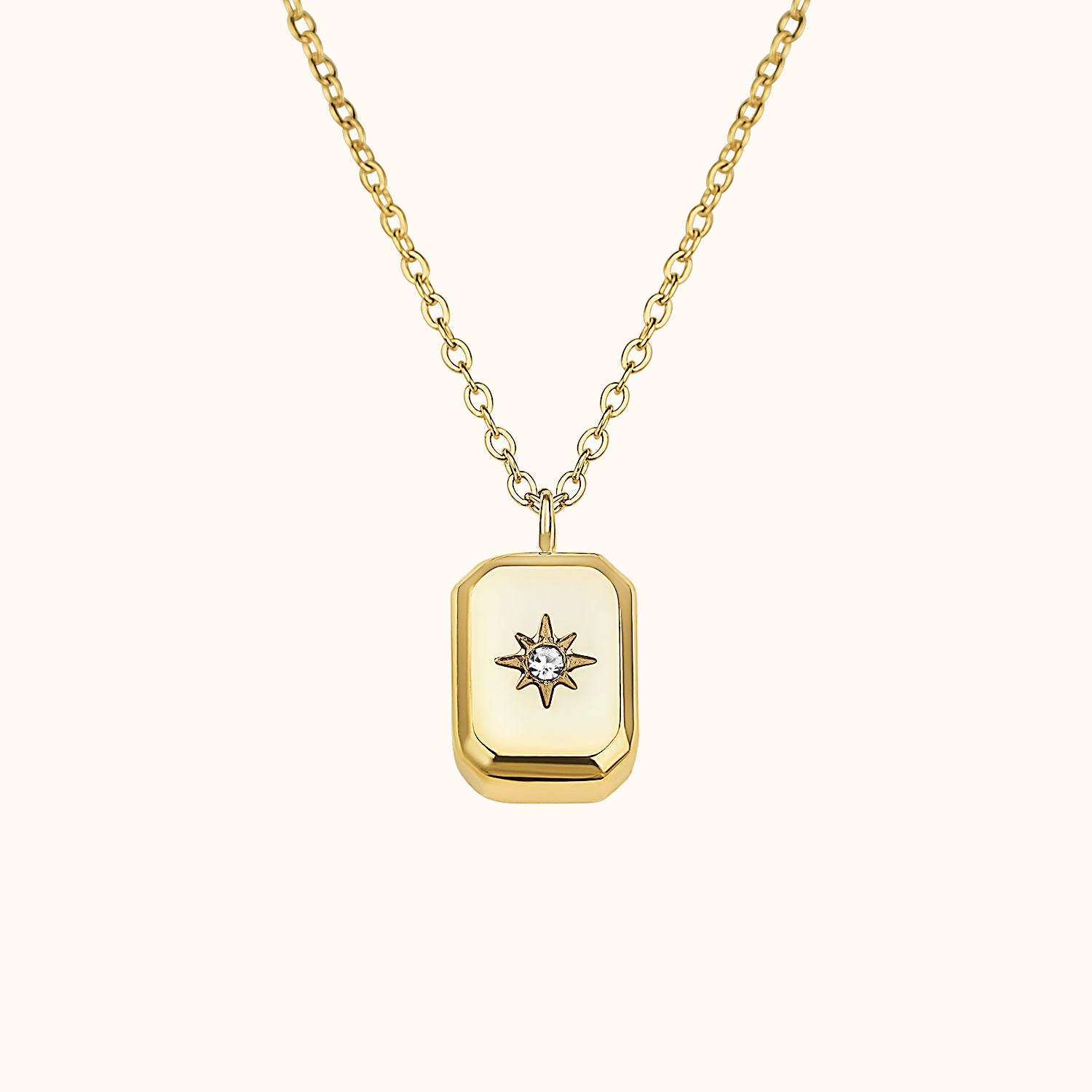Stella Pendant Necklace