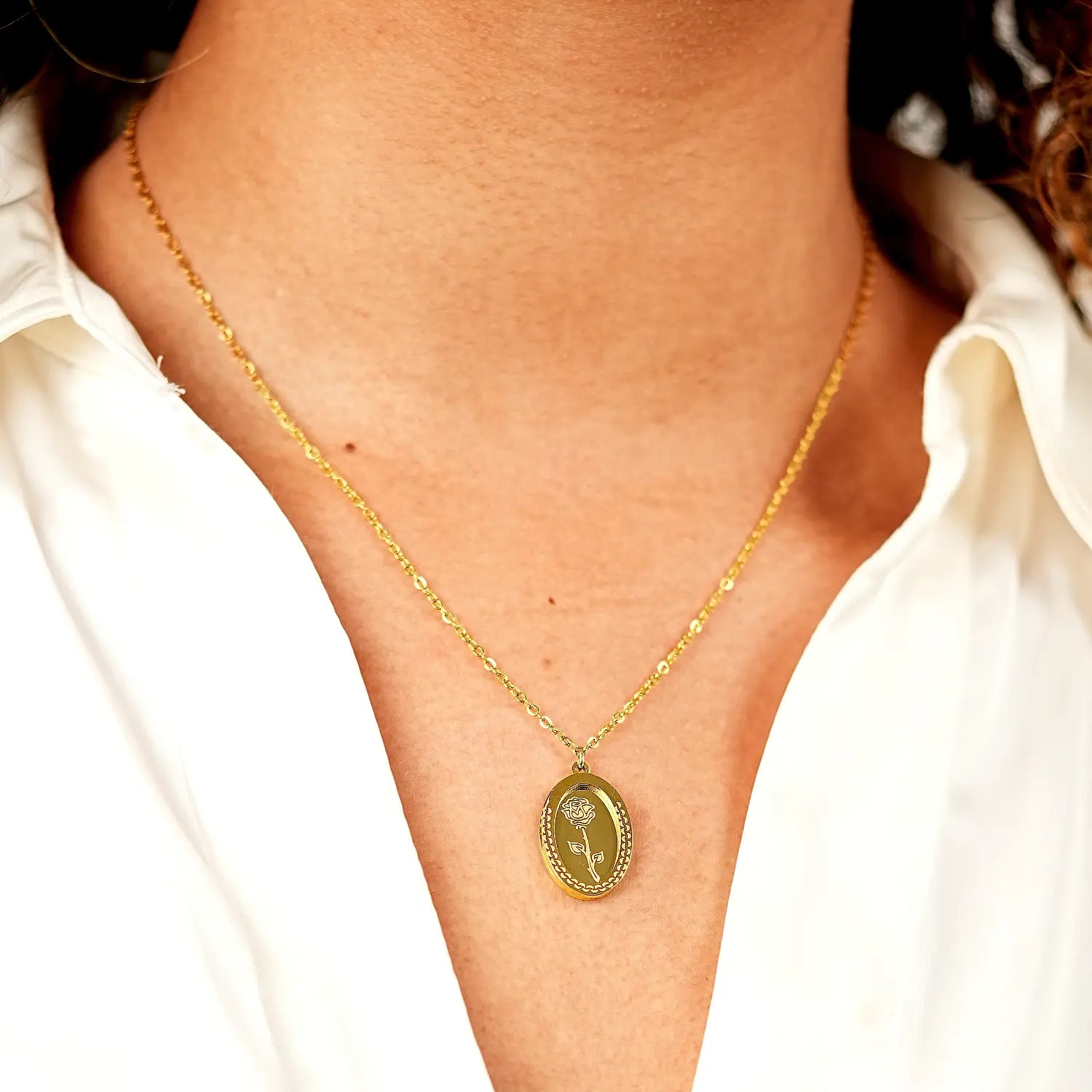 The Rose Eternelle Necklace