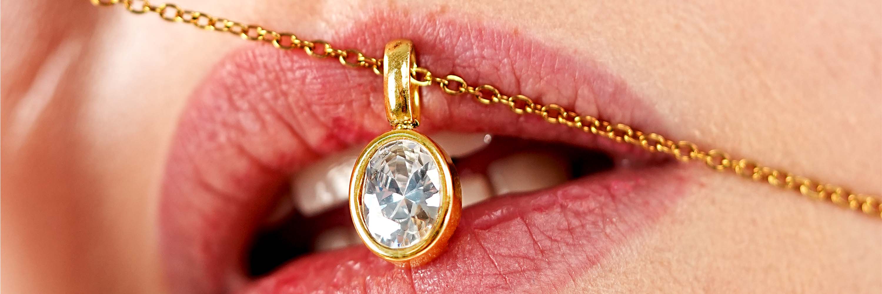 Pendant Necklaces