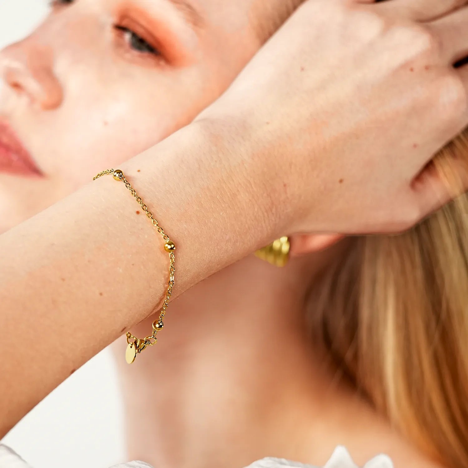 Solis chain bracelet
