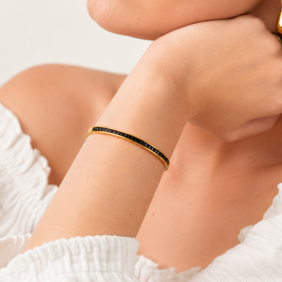 Noir Line Bangle