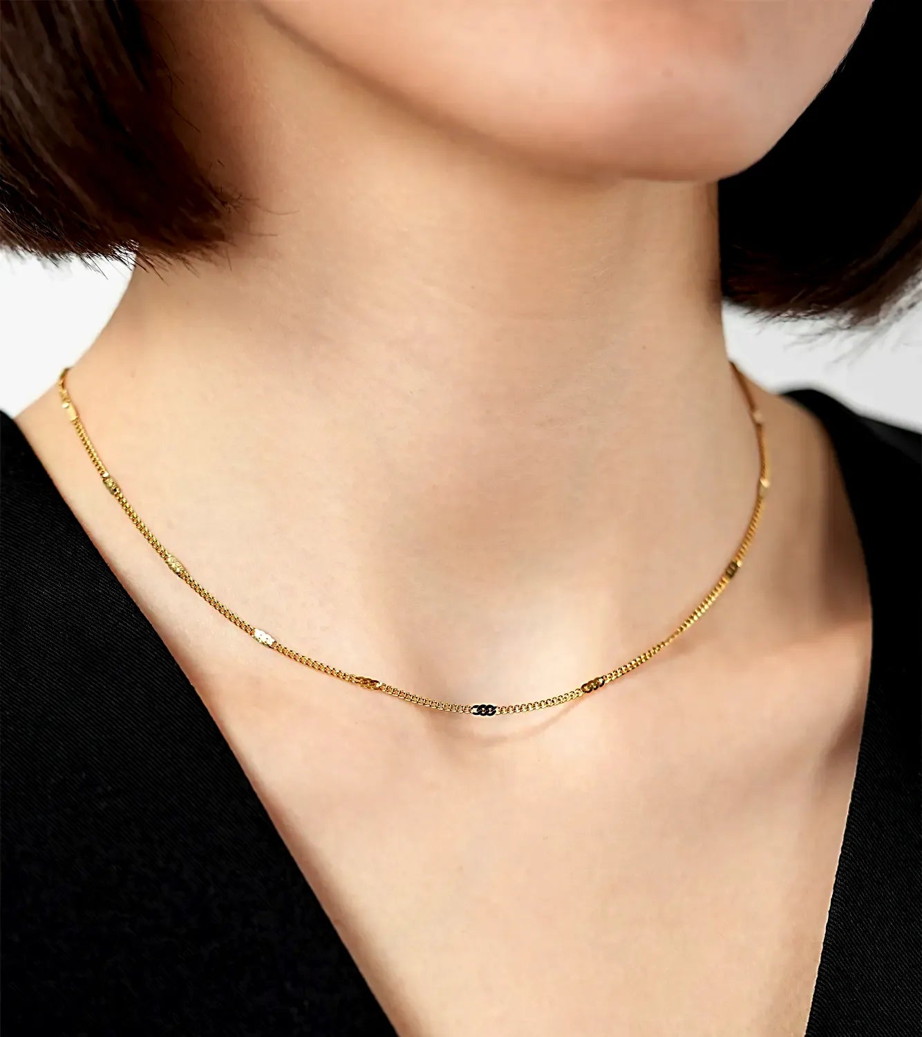 Glimmer Chain Necklace