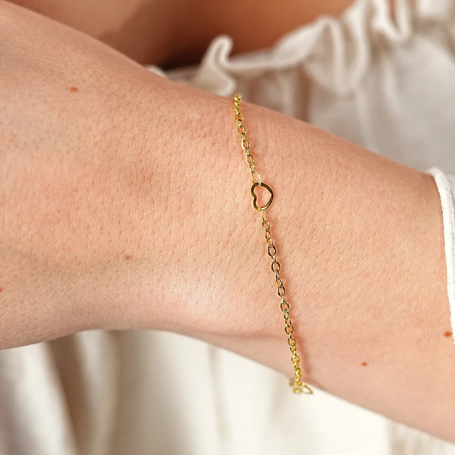 Love link chain bracelet