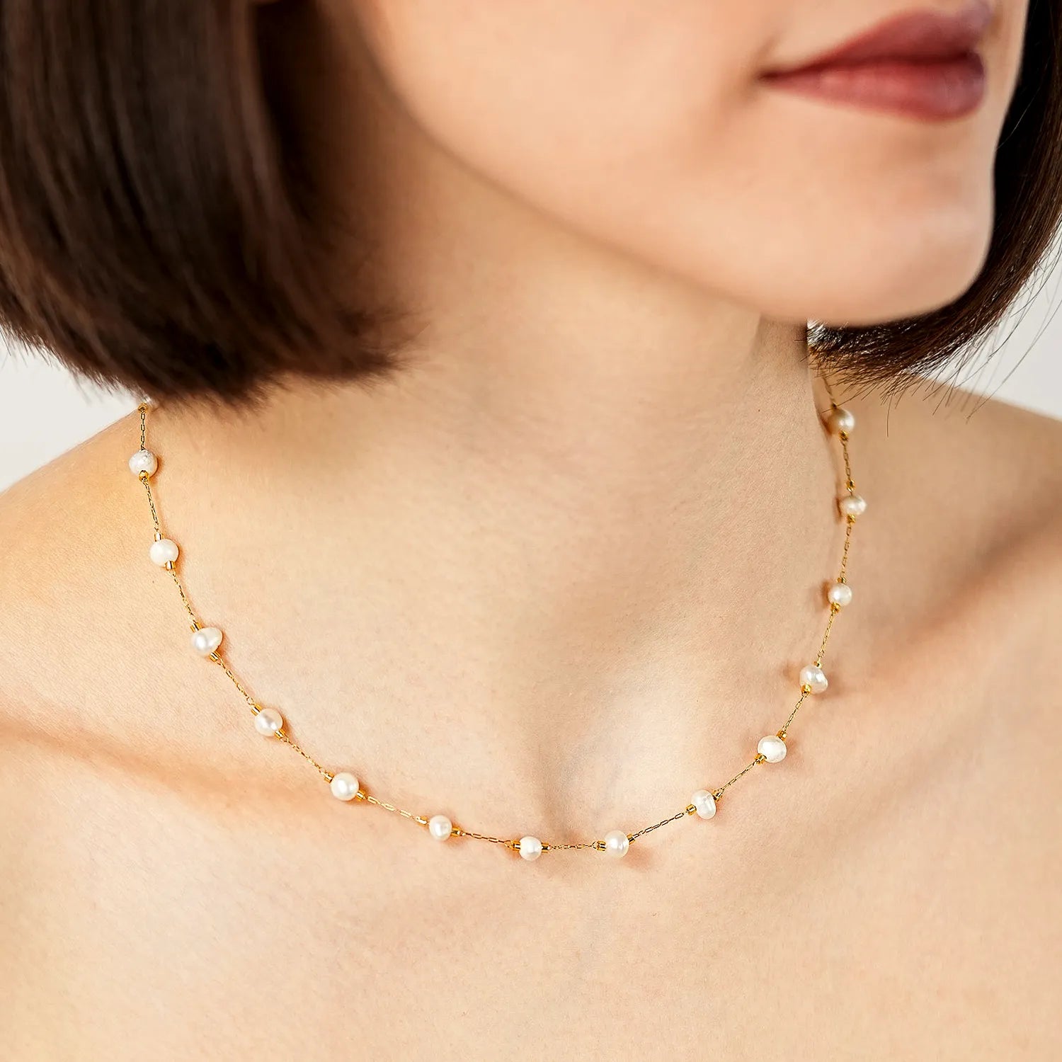 Luna Pearl Chain Necklace